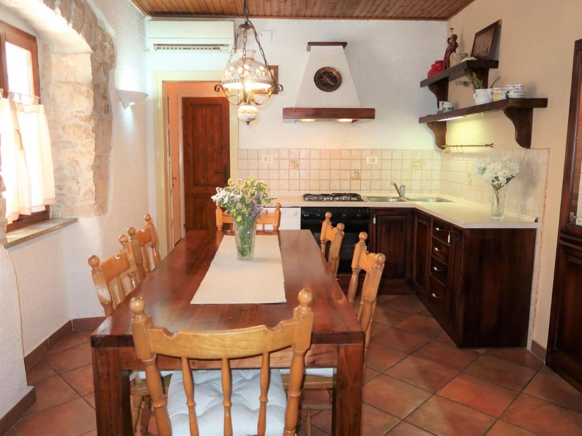 Holiday Home Nino - Lbn305 By Interhome Krsan Luaran gambar